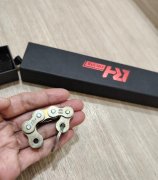 全新链条钥匙扣，带原包装盒，没用过